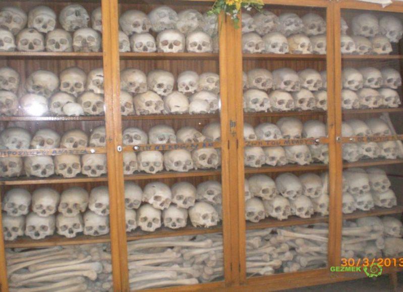Nea Moni Manastırı Kafatasları, Sakız Adası Gezisi