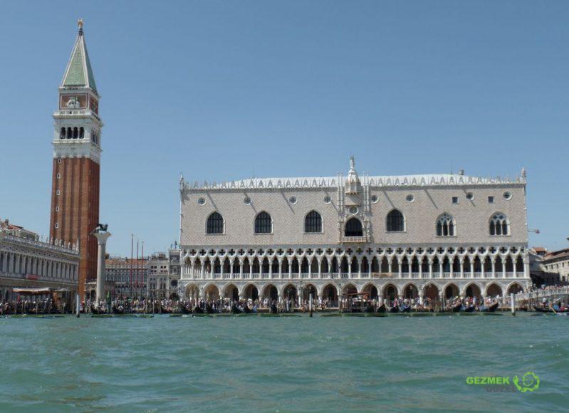 San Marco Meydanı ve Aziz Mark'ın Çan Kulesi, Venedik Gezilecek Yerler