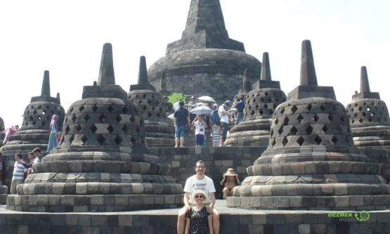 Bobobudur tapınağının cennet bölümünde