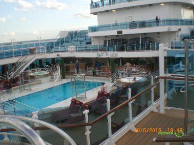 Regal Princess Gemisi Meydanı, Cruise Turları Üzerine