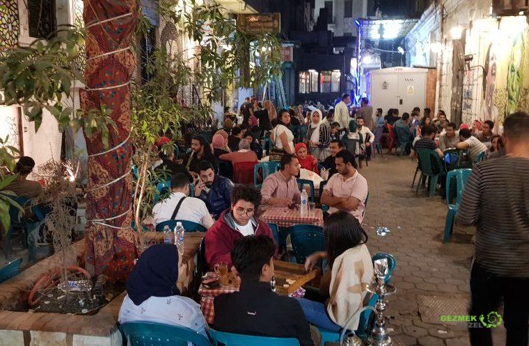 Kahire Gezi Rehberi - Kahire Gece Hayatı, Kahire Nargilecileri