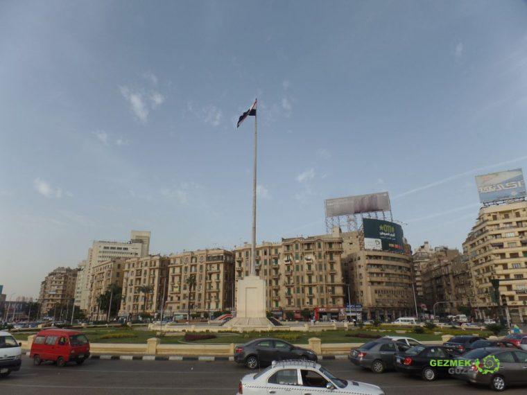 Kahire Gezi Rehberi - Tahrir Meydanı