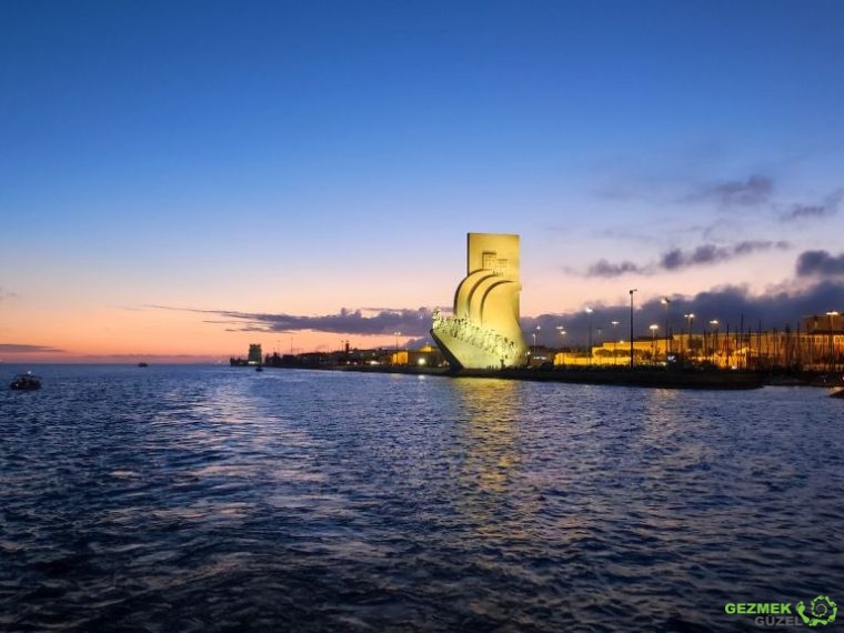 Lizbon Tekne Turu - Kaşifler anıtı