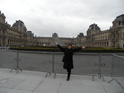 Louvre müzesi