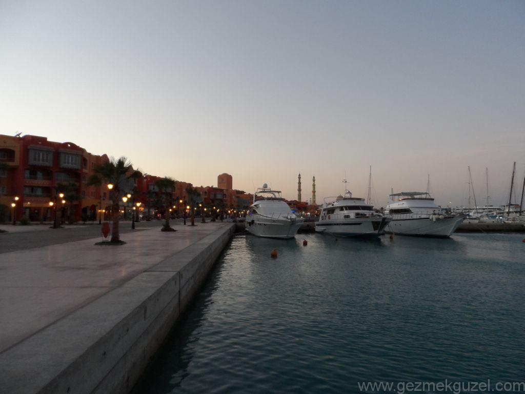 Hurghada Marina, Hurghada'da Ne Yapılır