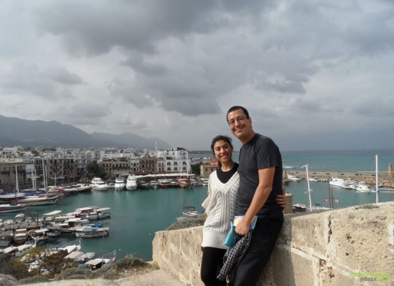 Kıbrıs Gezisi, Girne Kalesinden Girne Limanına Bakarken Girne Gezilecek Yerler