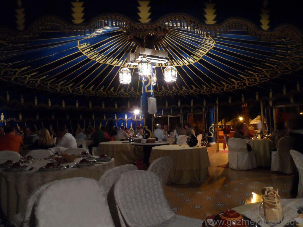 Marrakesh Geceleri Chez Ali