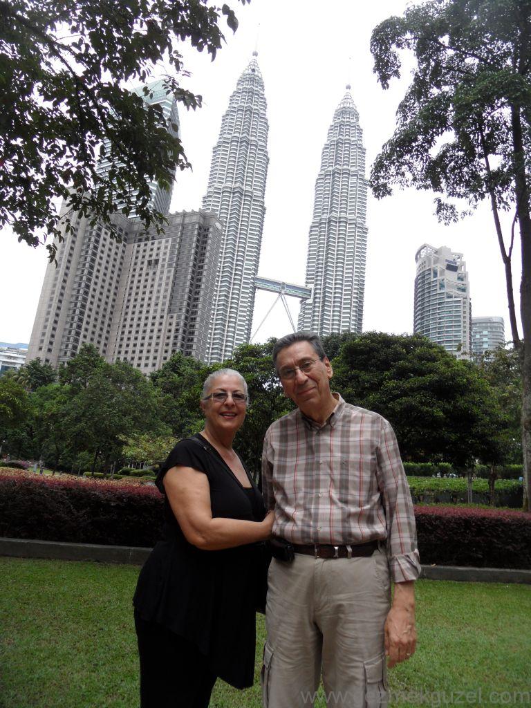 Petronas Kuleleri, Kuala Lumbur Görülecek Yerler